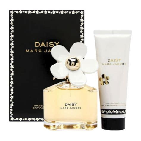 marc jacobs daisy perfume gift set